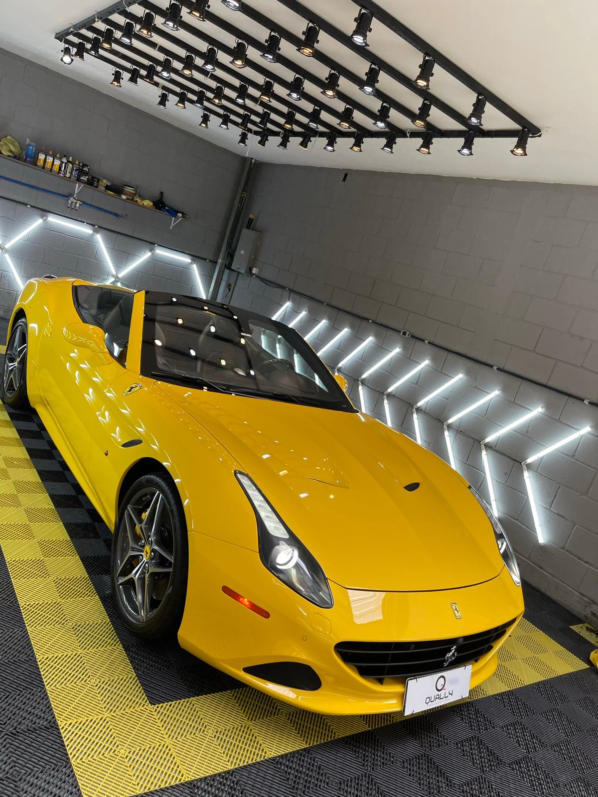 Ferrari California